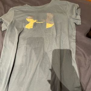 Under armor shirt